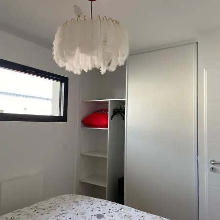 L'espourguit Proche De L'ocean Et De La Foret בית נופש